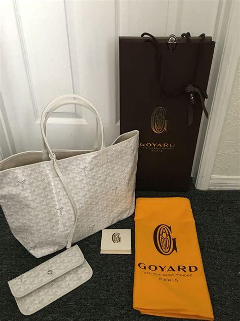 goyard saint louis pm white|goyard 233 bag price.